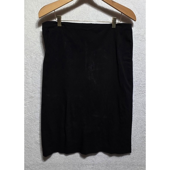 Linda Matthews New York Dresses & Skirts - Linda Matthews New York Black Pencil Skirt Knee Length Slit Size L